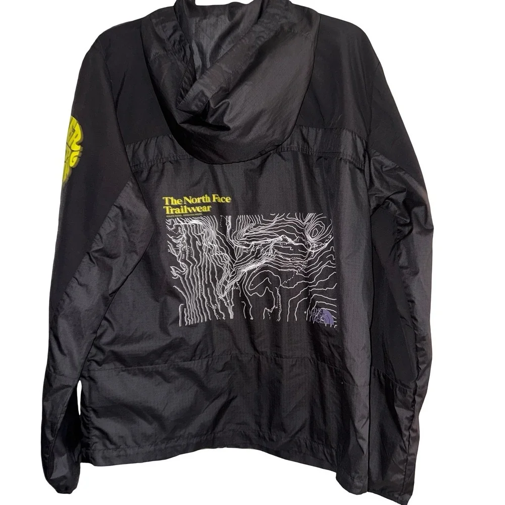 The‎ North Face Trailwear Windbreaker Jacket Medium Gorpcore Graphic Hooded Zip